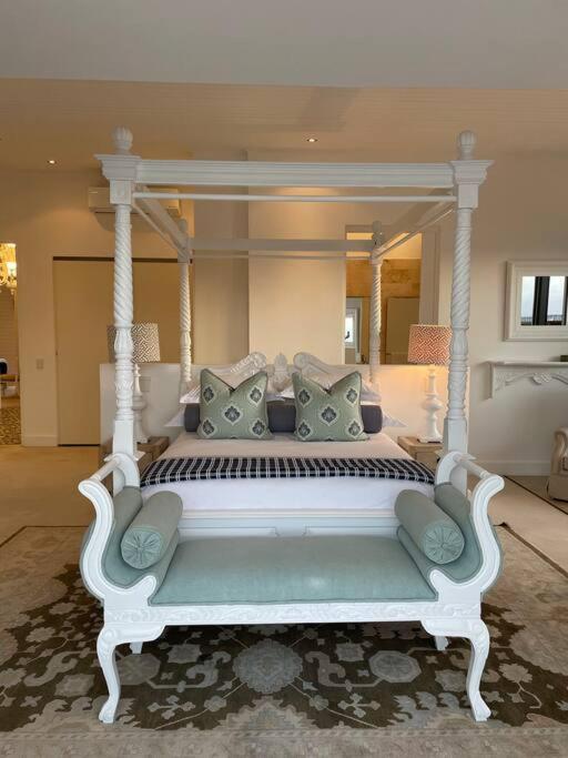 The Upper Deck Penthouse Plettenberg Bay Exterior photo
