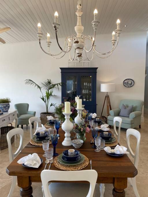 The Upper Deck Penthouse Plettenberg Bay Exterior photo